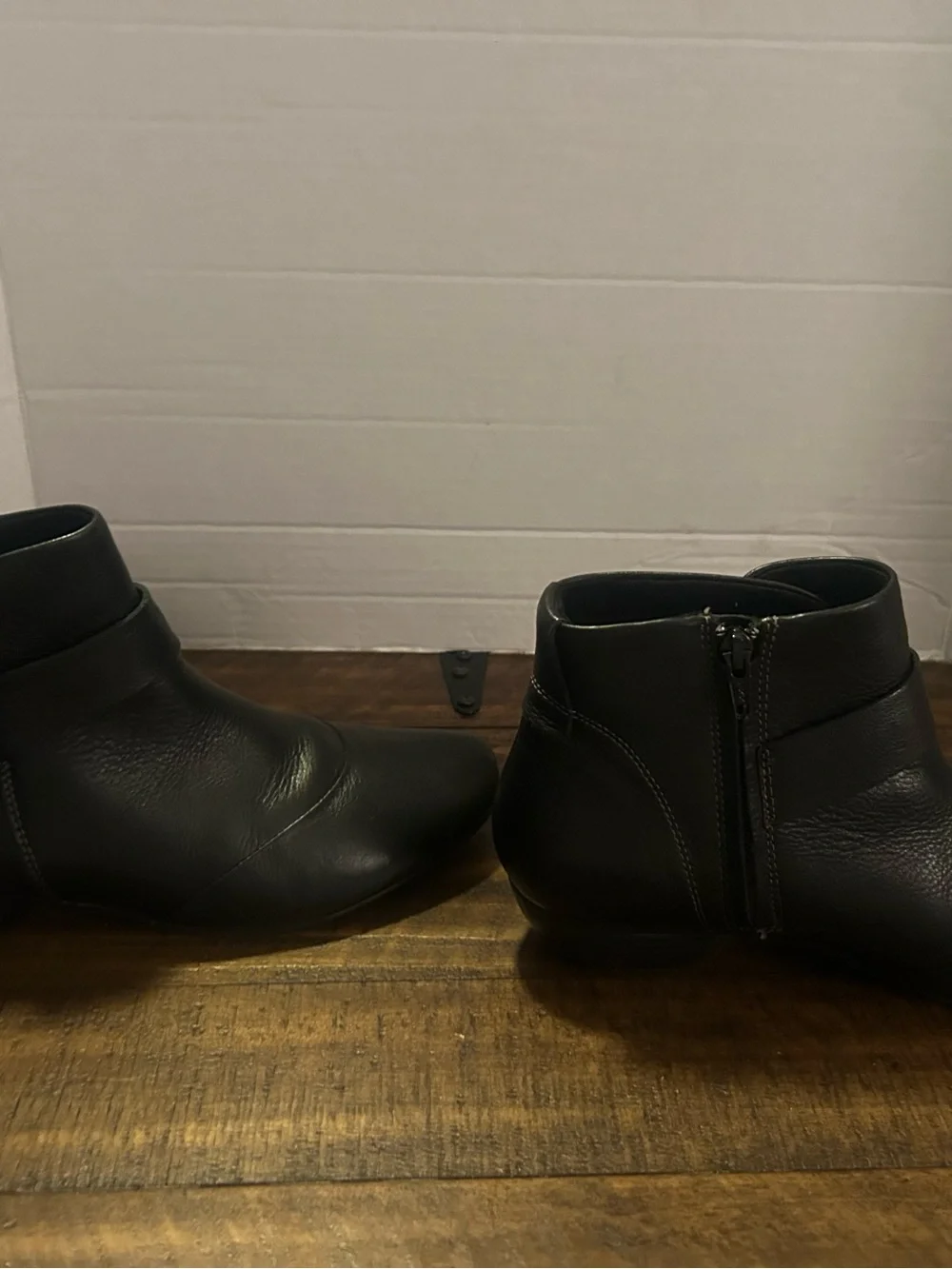 Taos Footwear sleek black
